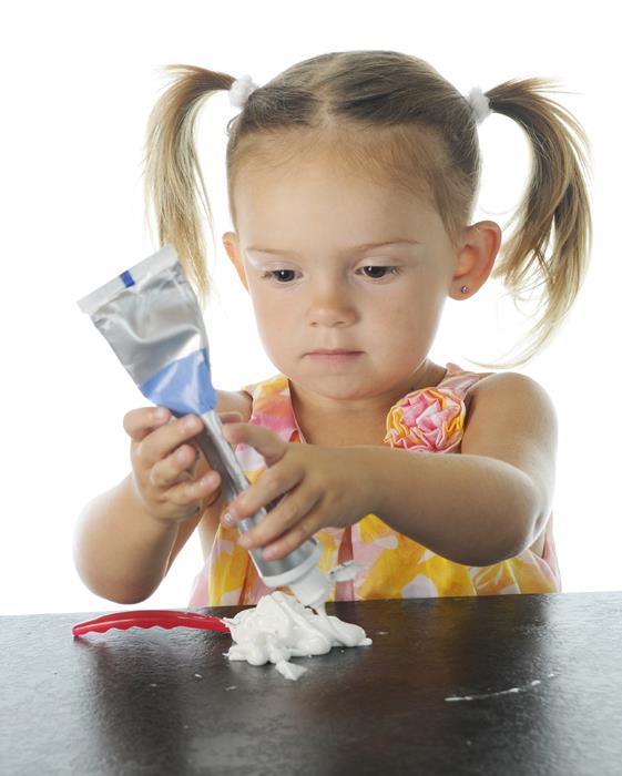 toothpaste girl mess