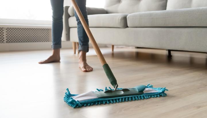 mopping