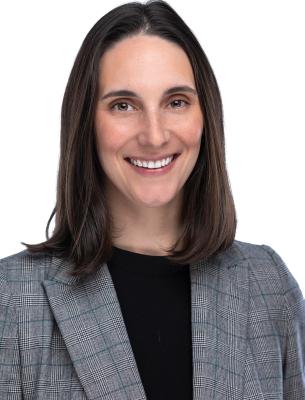 Maggie White Headshot